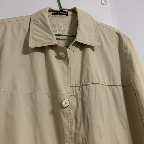 Light jacket - Picture 2 of 5